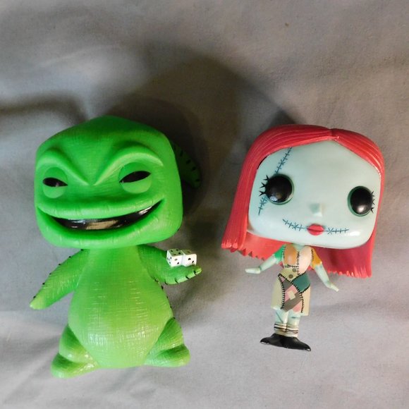 Sally & Oogie Boogie Funko! Nightmare Before Christmas - Picture 2 of 4